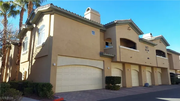 $1,795 | 1617 Cardinal Bluff Drive, Unit 204, Las Vegas, NV 89128
