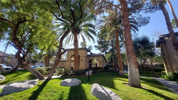 $1,795 | 1617 Cardinal Bluff Drive, Unit 204, Las Vegas, NV 89128
