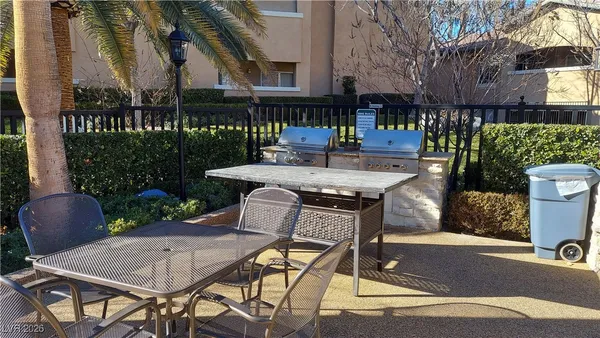 $1,795 | 1617 Cardinal Bluff Drive, Unit 204, Las Vegas, NV 89128