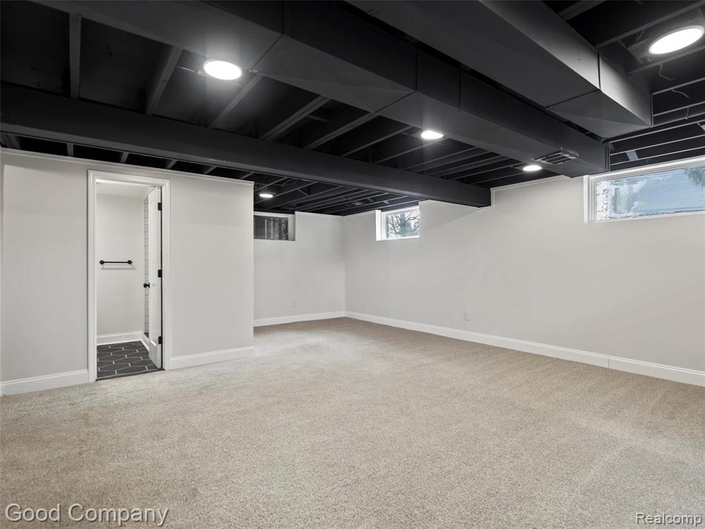 32 Shagbark Drive Rochester Hills, MI 48309 - Photo 23 of 30