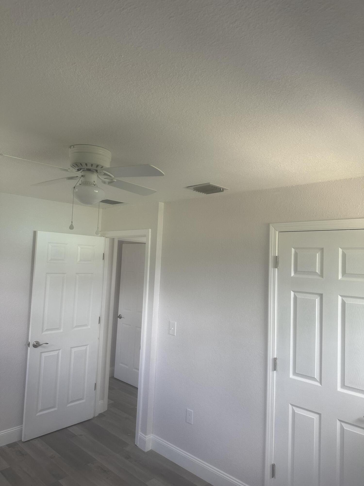 1210 Avenue R Riviera Beach, FL 33404 - Photo 19 of 22 IMG_6864