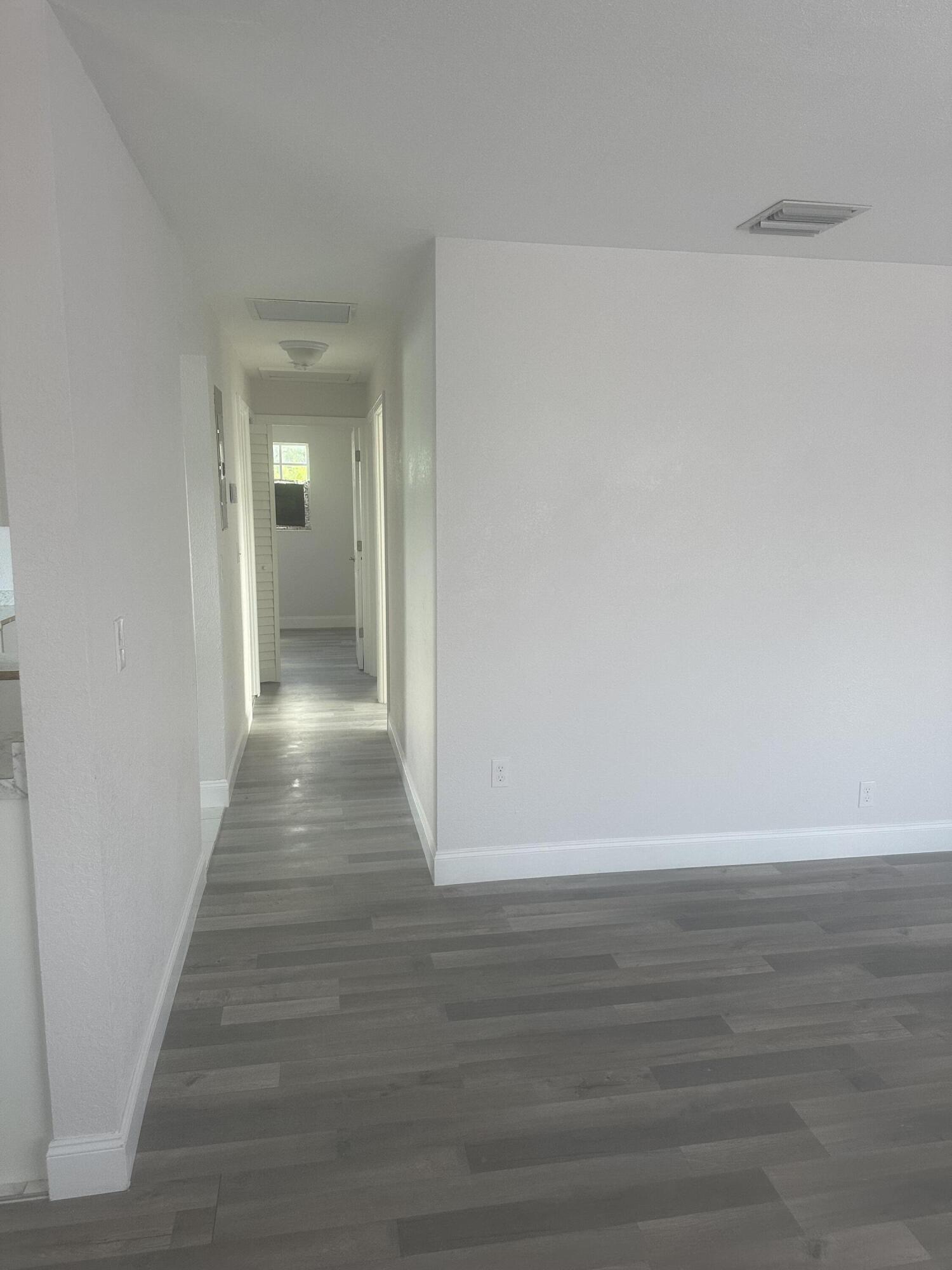 1210 Avenue R Riviera Beach, FL 33404 - Photo 21 of 22 IMG_6855