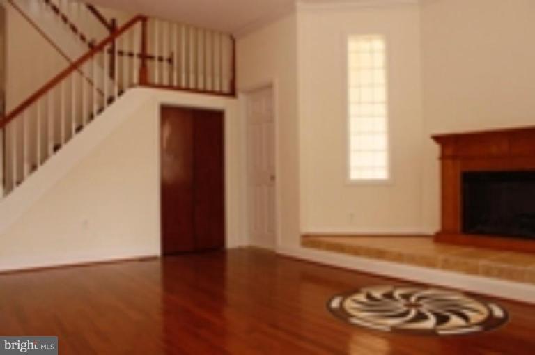 3900 West Cold Spring Lane Baltimore, MD 21215 - Photo 6 of 14 Living Room #2