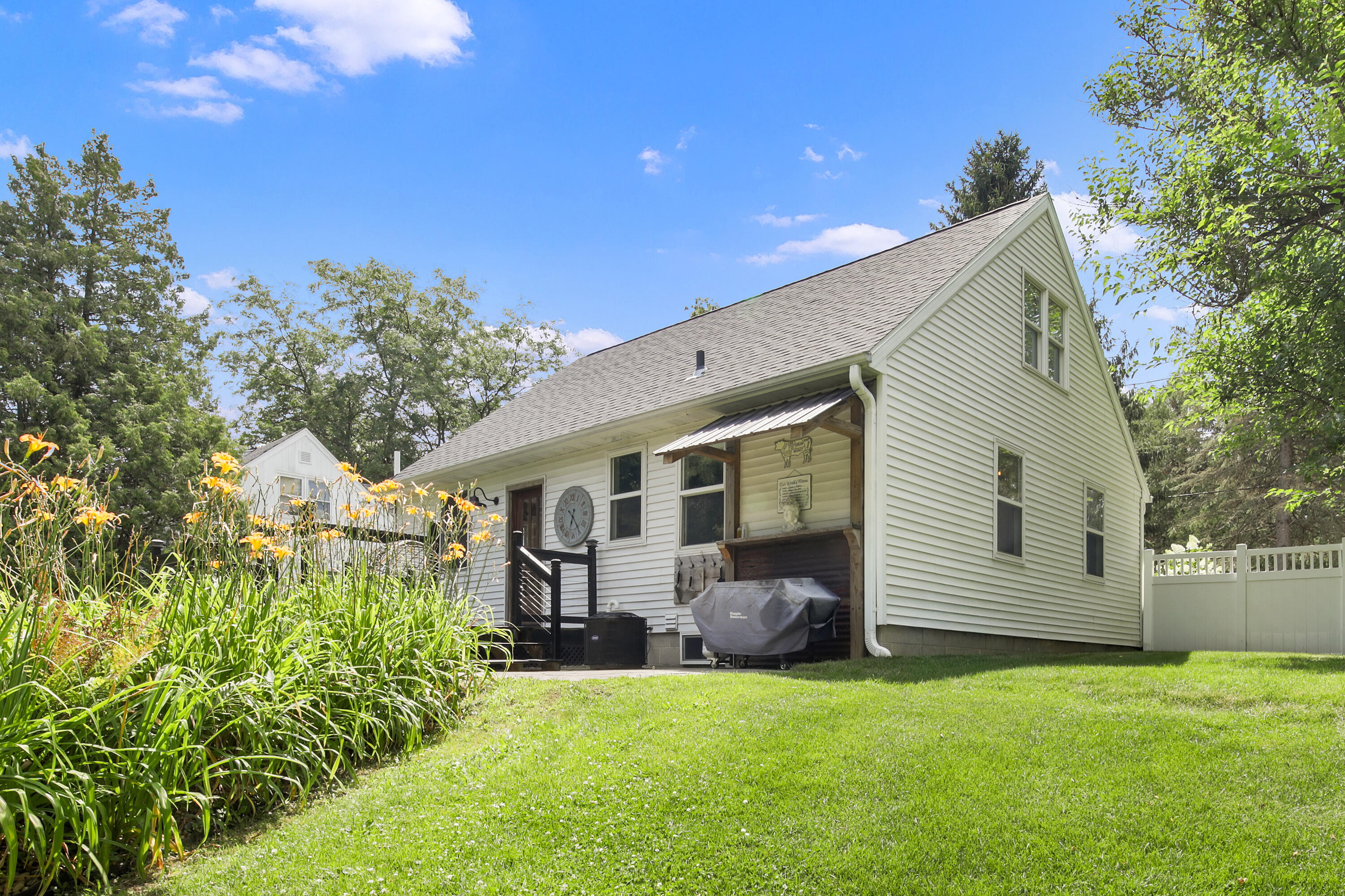 3760 Hubertus Road Richfield, WI 53033 - Photo 46 of 60 45_3760 hubertus rd-45