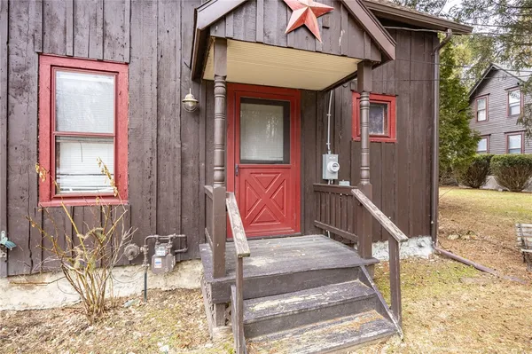 $2,350 | 1874 Blossom Road, Penfield, NY 14625