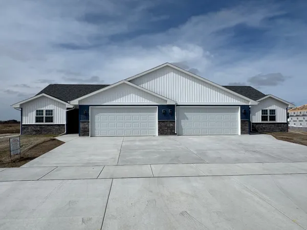 $319,900 | 1125 Red Hawk Drive, Milton, WI 53563
