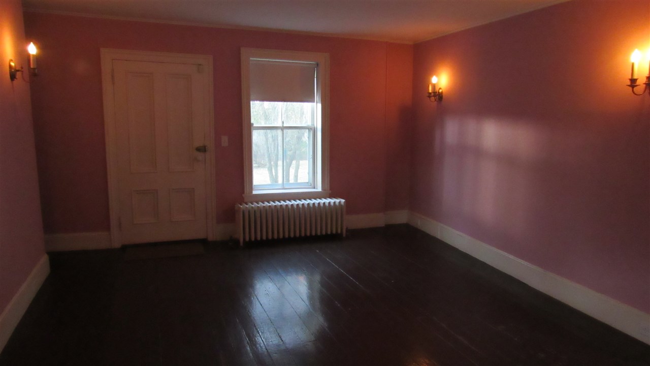 26 Seminary Street Middlebury, VT 05753 - Photo 11 of 24 Gallery Image 11