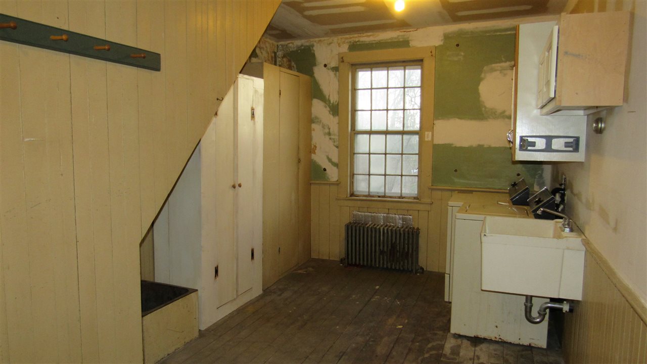 26 Seminary Street Middlebury, VT 05753 - Photo 23 of 24 Gallery Image 23
