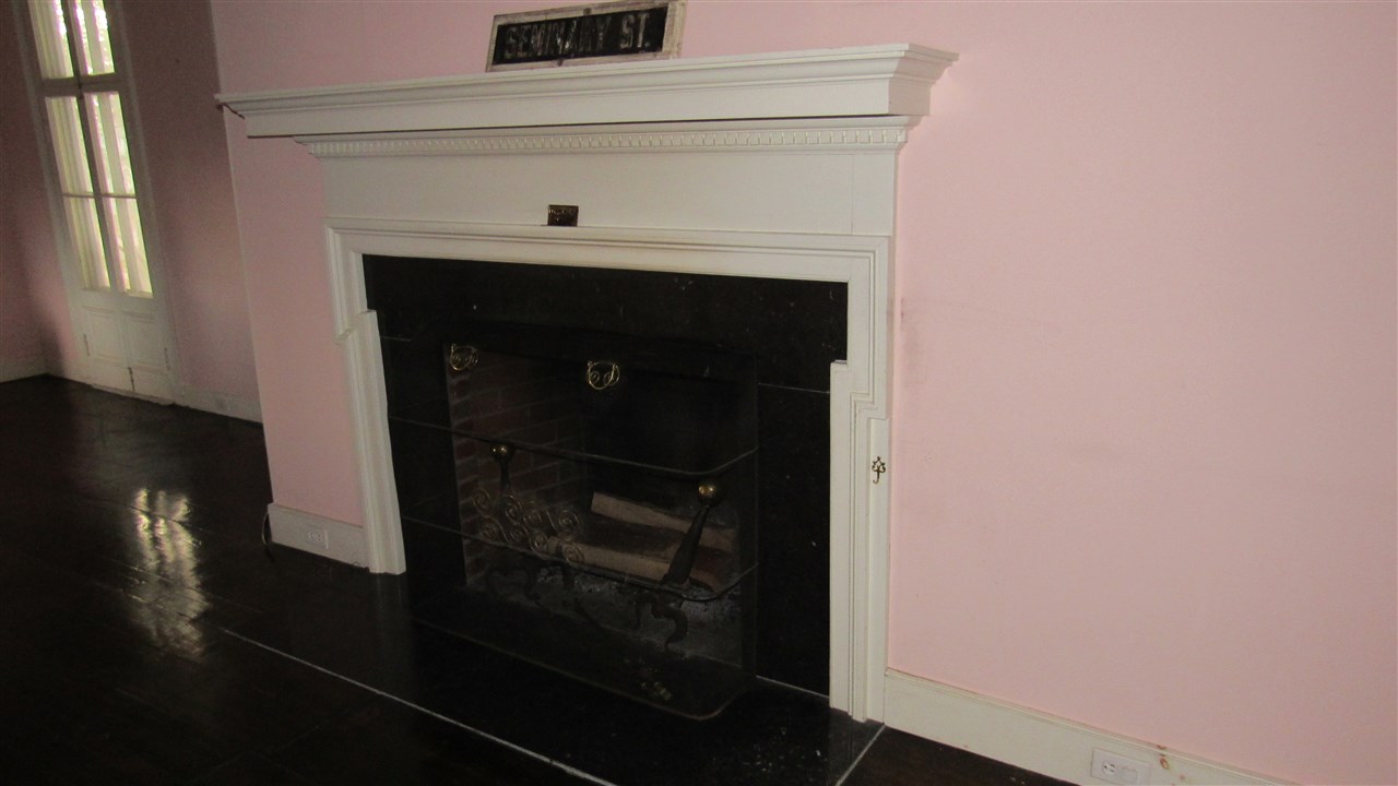 26 Seminary Street Middlebury, VT 05753 - Photo 10 of 24 Gallery Image 10