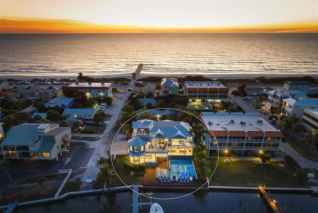 $8,899,000 | 110 10th Street South, Bradenton Beach, FL 34217