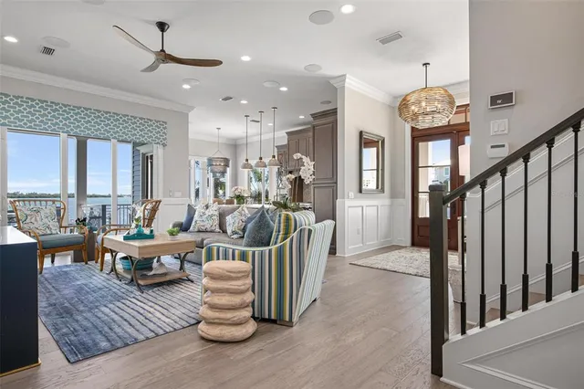 $8,899,000 | 110 10th Street South, Bradenton Beach, FL 34217