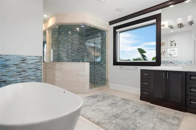 $8,899,000 | 110 10th Street South, Bradenton Beach, FL 34217