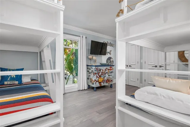 $8,899,000 | 110 10th Street South, Bradenton Beach, FL 34217