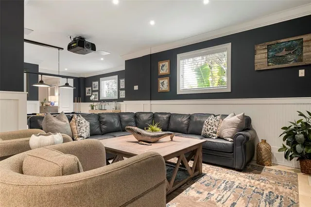 $8,899,000 | 110 10th Street South, Bradenton Beach, FL 34217