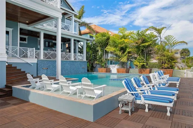 $8,899,000 | 110 10th Street South, Bradenton Beach, FL 34217