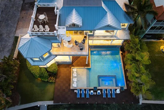 $8,899,000 | 110 10th Street South, Bradenton Beach, FL 34217