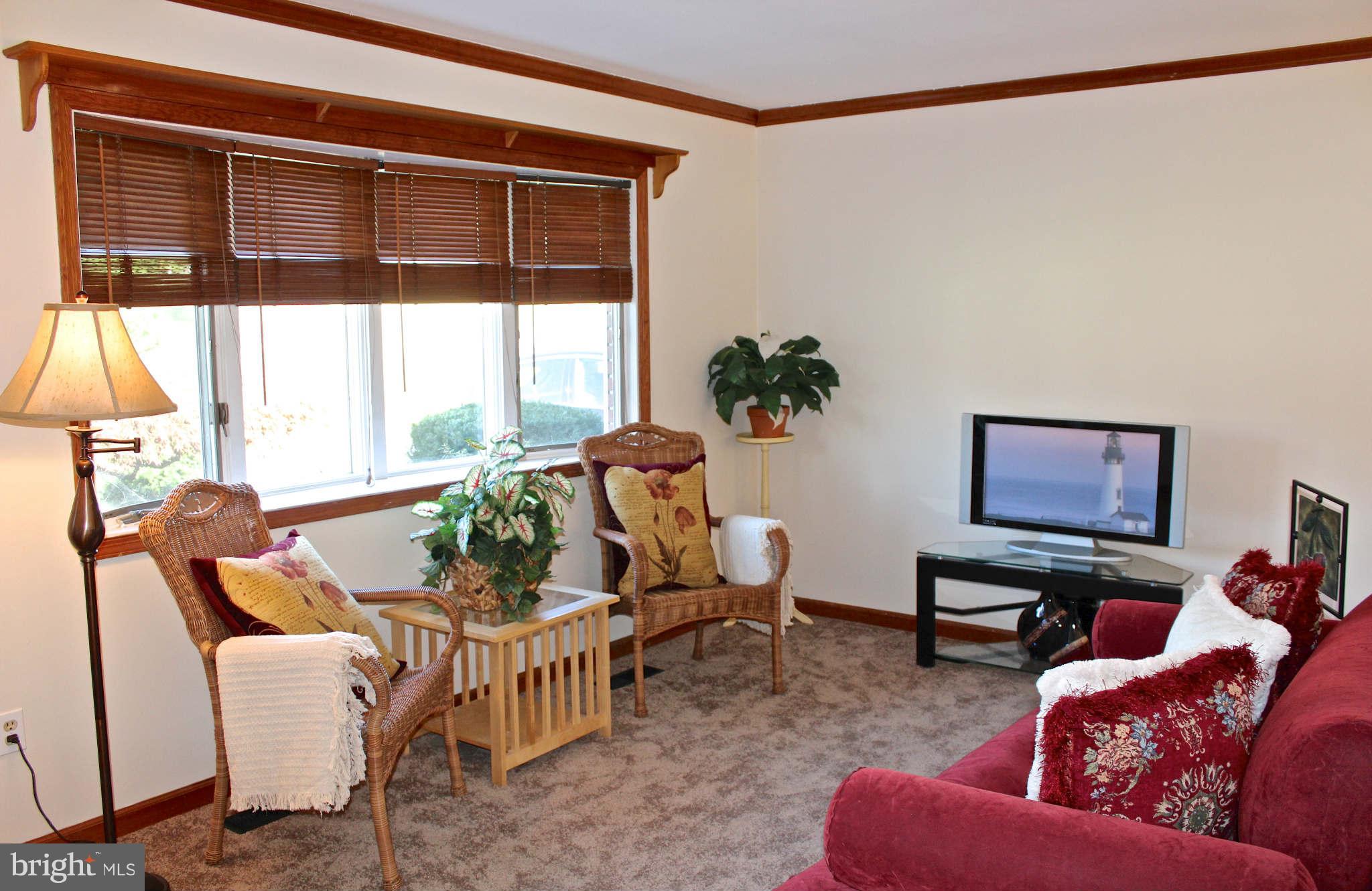 3697 Altondale Road Reisterstown, MD 21136 - Photo 4 of 21 a living room with furniture and a window