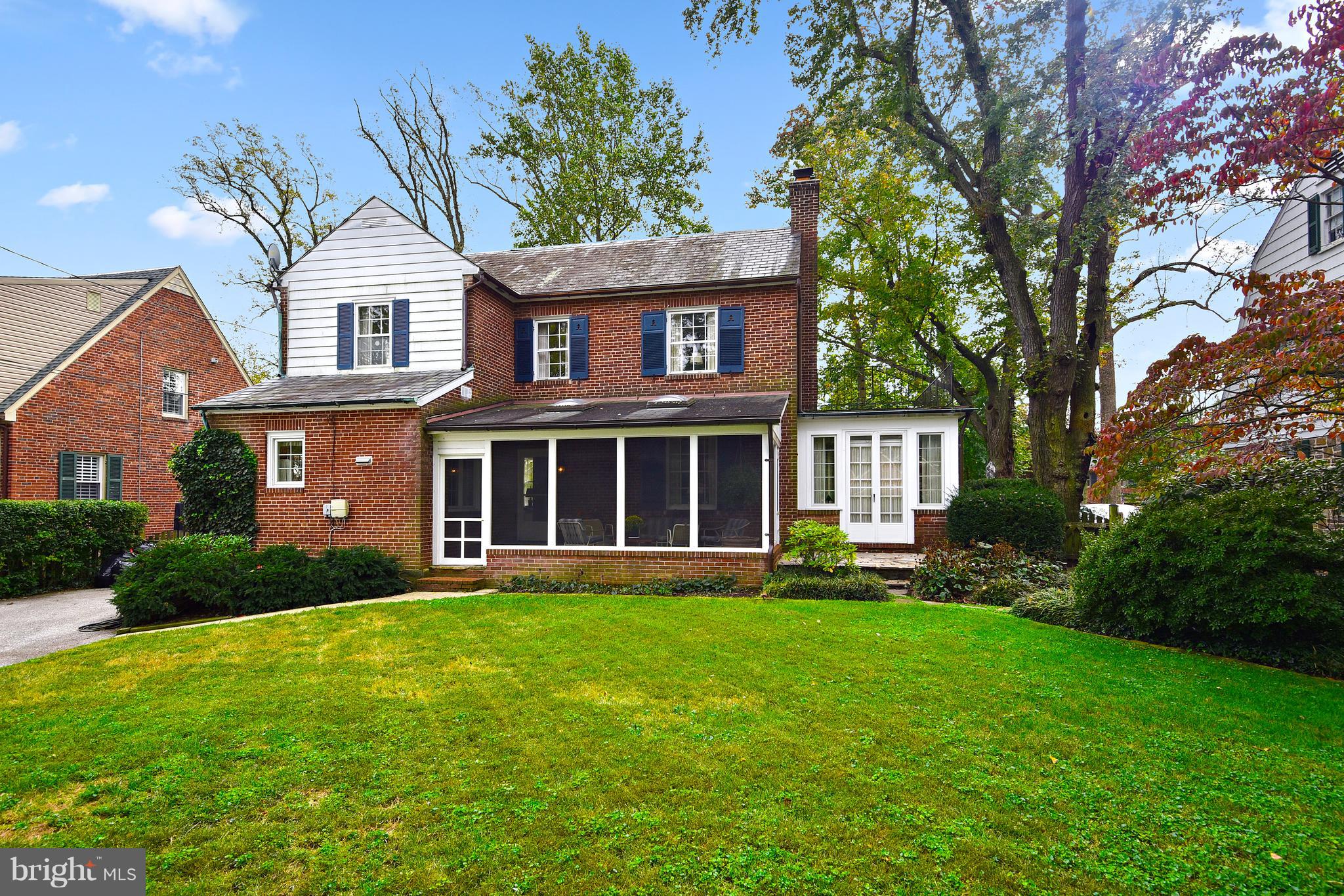 708 Stoneleigh Road Baltimore, MD 21212 - Photo 27 of 61 a front view of a house with a yard