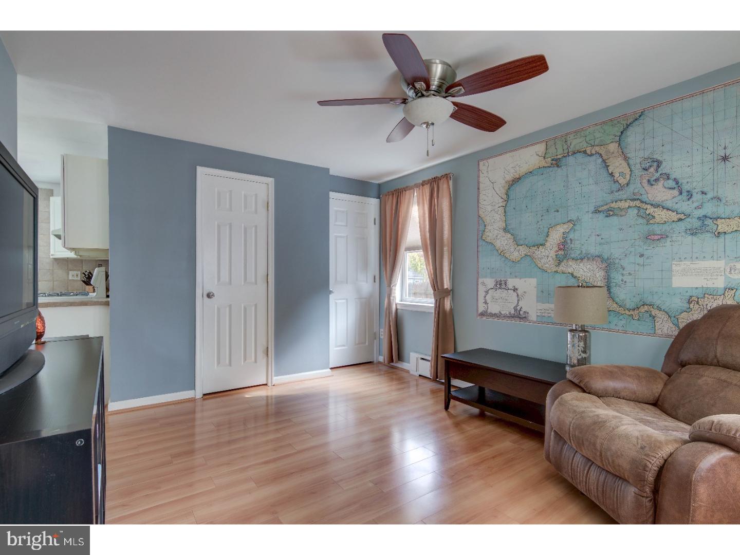 75 Lownes Lane Springfield, PA 19064 - Photo 11 of 25 Family Room