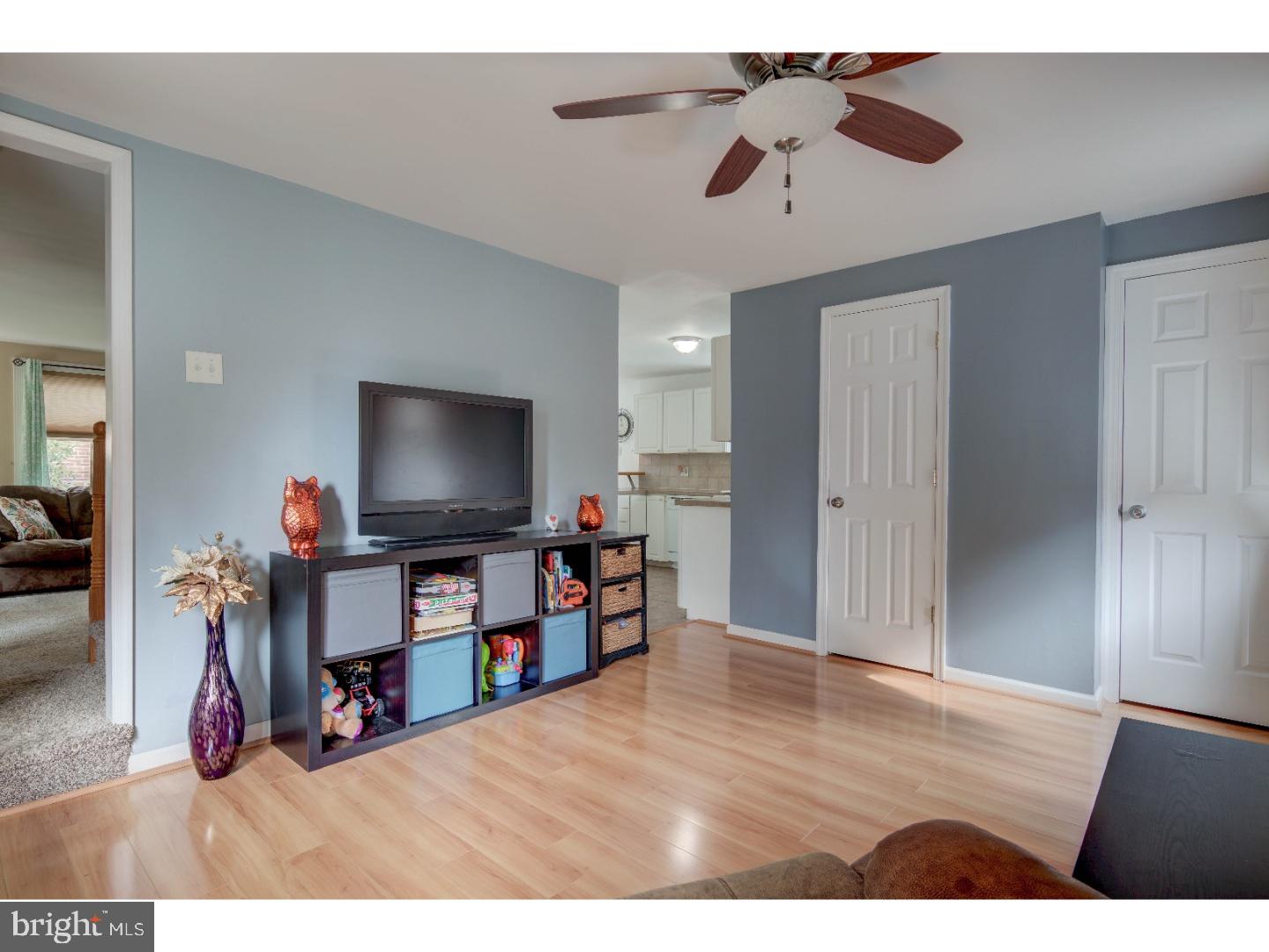 75 Lownes Lane Springfield, PA 19064 - Photo 12 of 25 Family Room