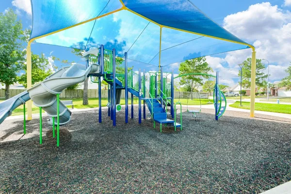 $350,000 | 19207 Poplar Trails Lane, Tomball, TX 77375