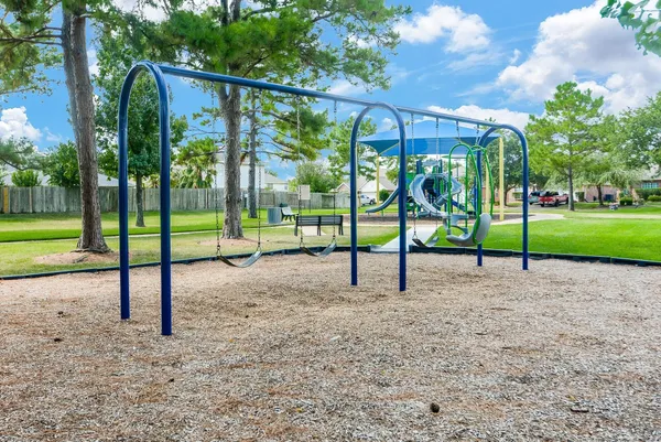 $350,000 | 19207 Poplar Trails Lane, Tomball, TX 77375