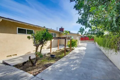 $725,000 | 2574 Crestline Drive, Lemon Grove, CA 91945