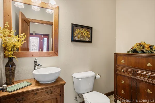 $710,000 | 327 Spring Road, Lake Ozark, MO 65049