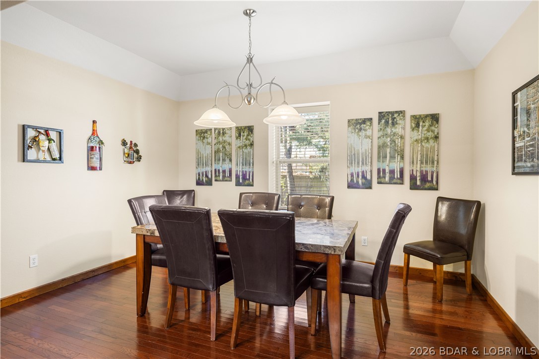 327 Spring Road Lake Ozark, MO 65049 - Photo 10 of 51