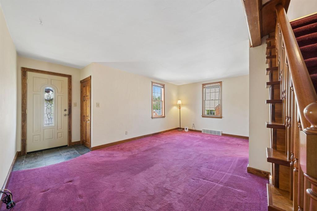 126 Bartley Road Pittsburgh, PA 15241 - Photo 2 of 32 Entry