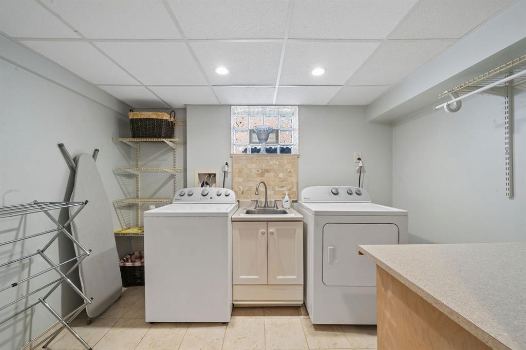 126 Bartley Road Pittsburgh, PA 15241 - Photo 28 of 32 Bright and Cherry with lots of storage space.