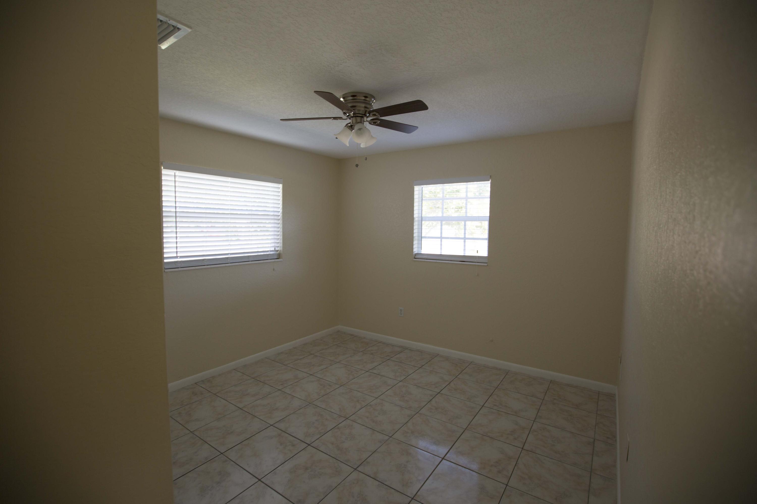 6065 Haddon Road West Palm Beach, FL 33417 - Photo 8 of 10 IMG_1439