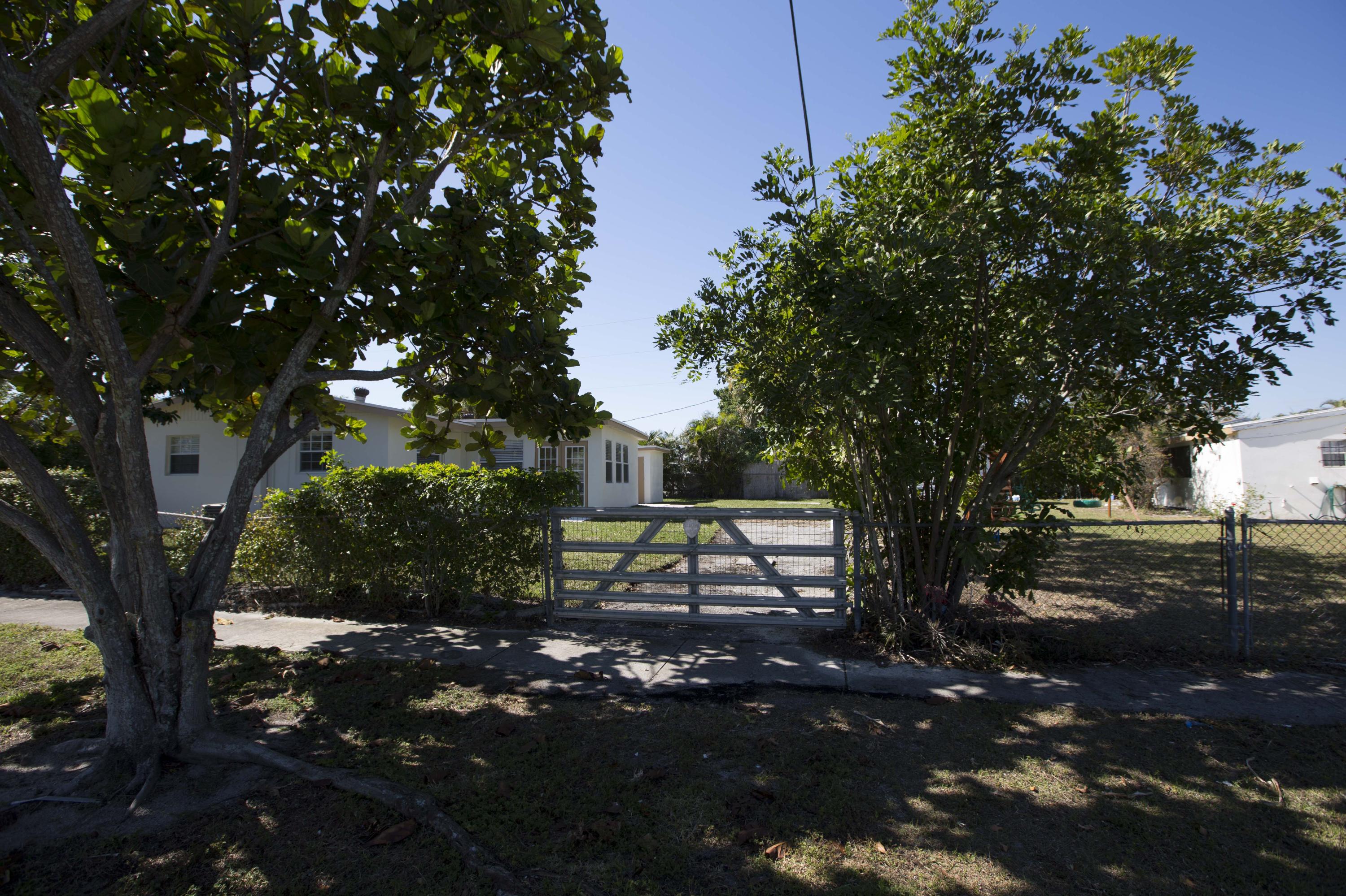 6065 Haddon Road West Palm Beach, FL 33417 - Photo 10 of 10 IMG_1438