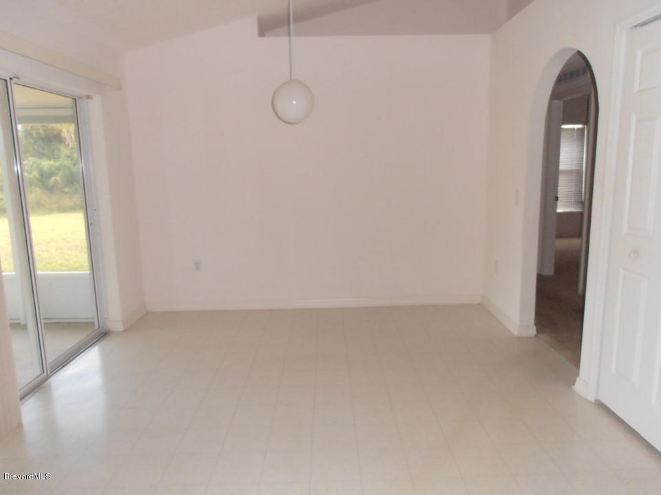 178 Finkle Street Palm Bay, FL 32908 - Photo 3 of 12 Dining Room