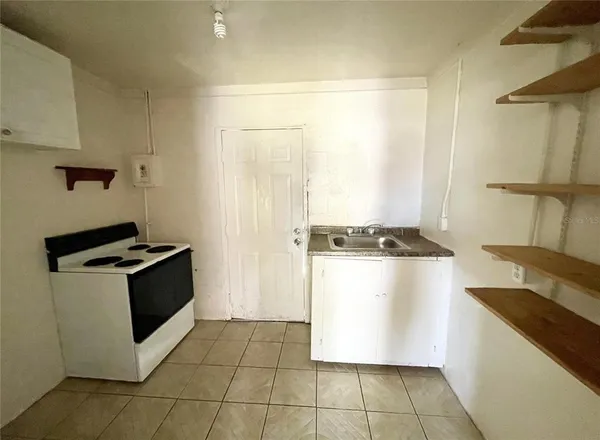 $600 | 131 B Street, Unit 3, Lake Wales, FL 33853