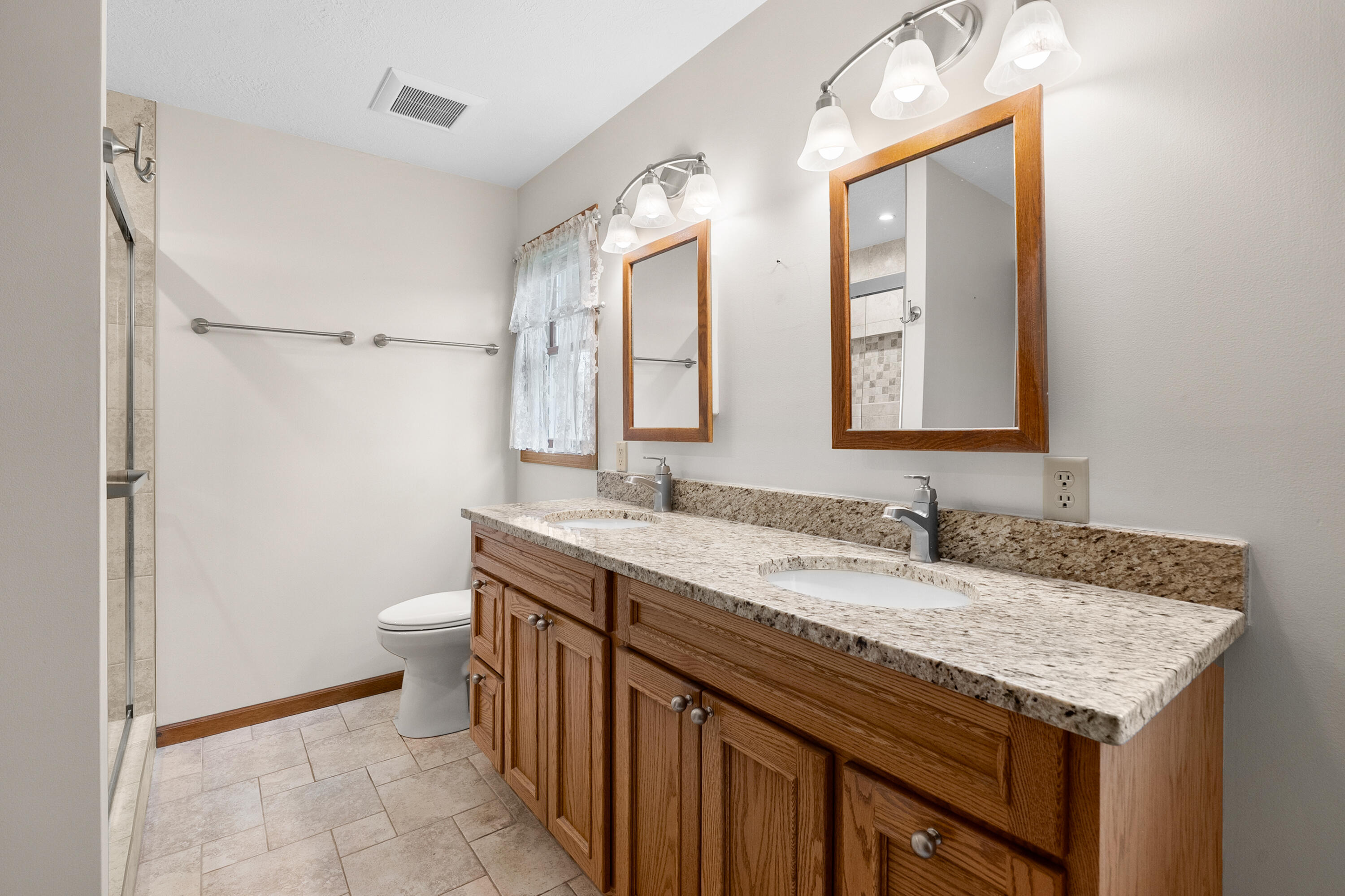 52495 Pulver Road Three Rivers, MI 49093 - Photo 19 of 36 Main Level