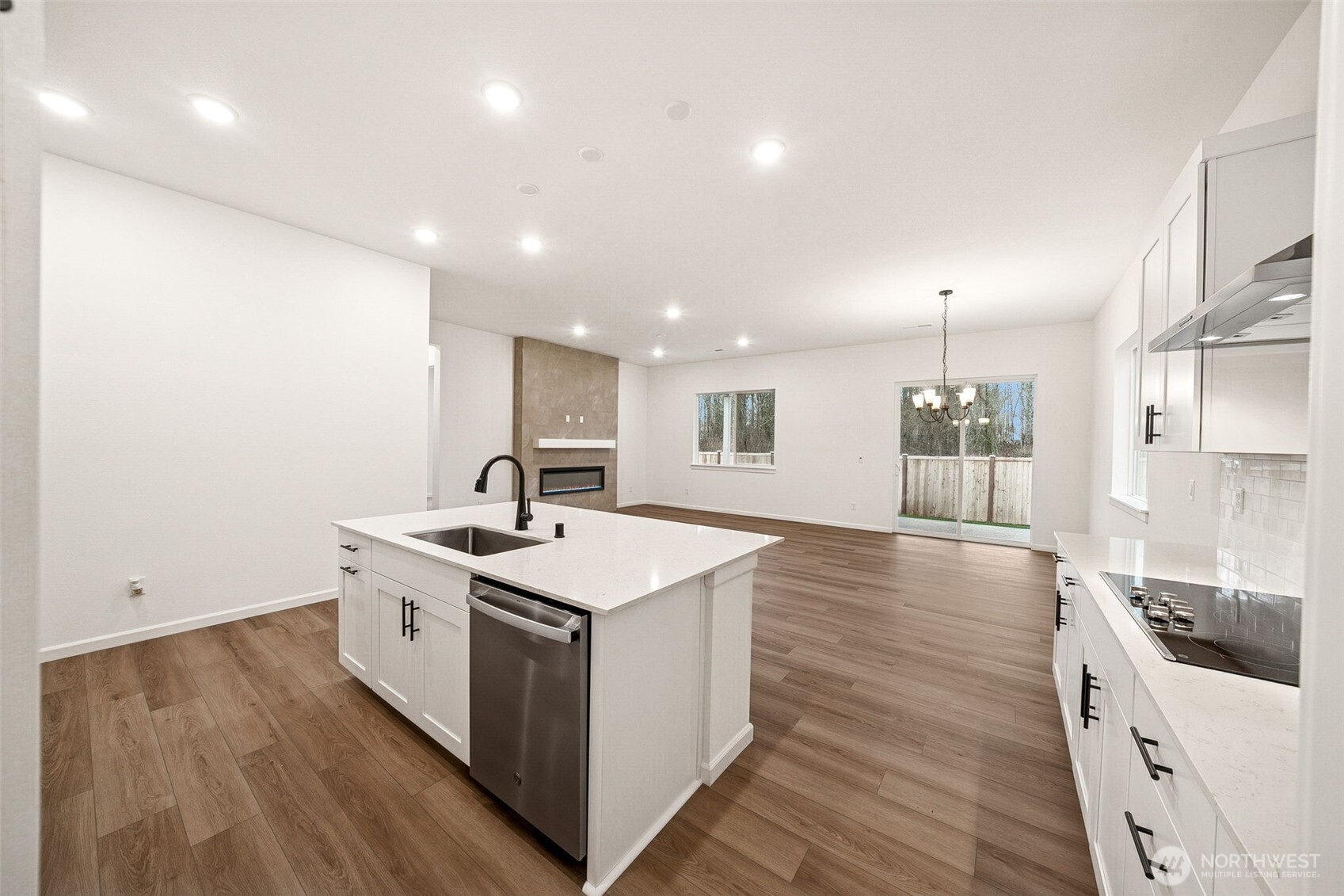 1176 Tanner Avenue, Unit 115 Buckley, WA 98321 - Photo 5 of 11