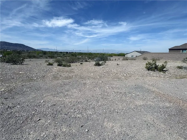 $300,000 | Racetrack And Venice, Henderson, NV 89015