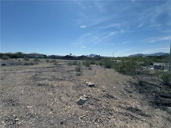$300,000 | Racetrack And Venice, Henderson, NV 89015