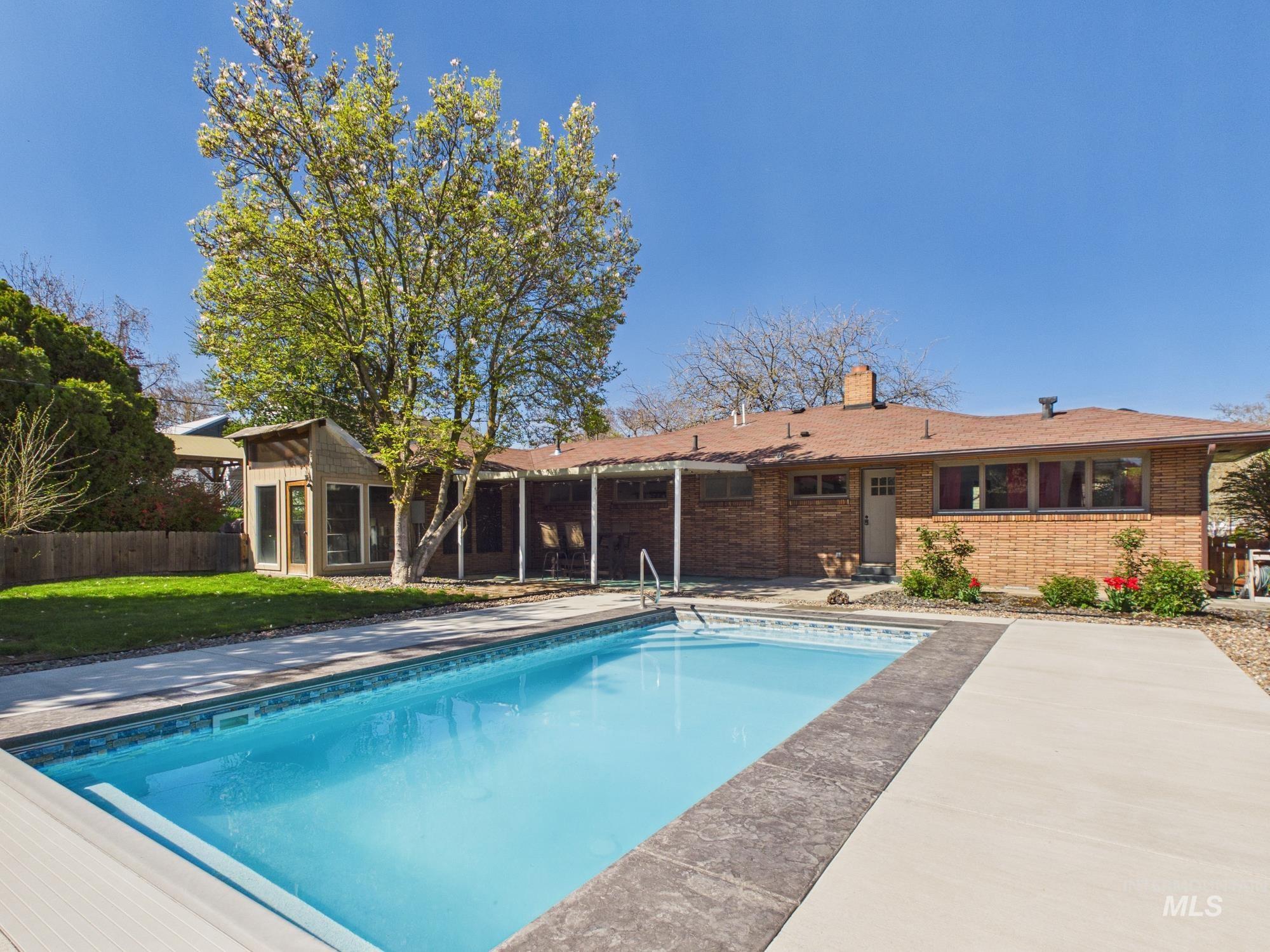 1156 14th Avenue Lewiston, ID 83501 - Photo 1 of 34