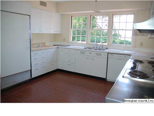 3200 Fernway Road Birmingham, AL 35223 - Photo 4 of 19