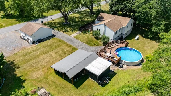 $379,900 | 637 Hahnel Road, Varick, NY 14541