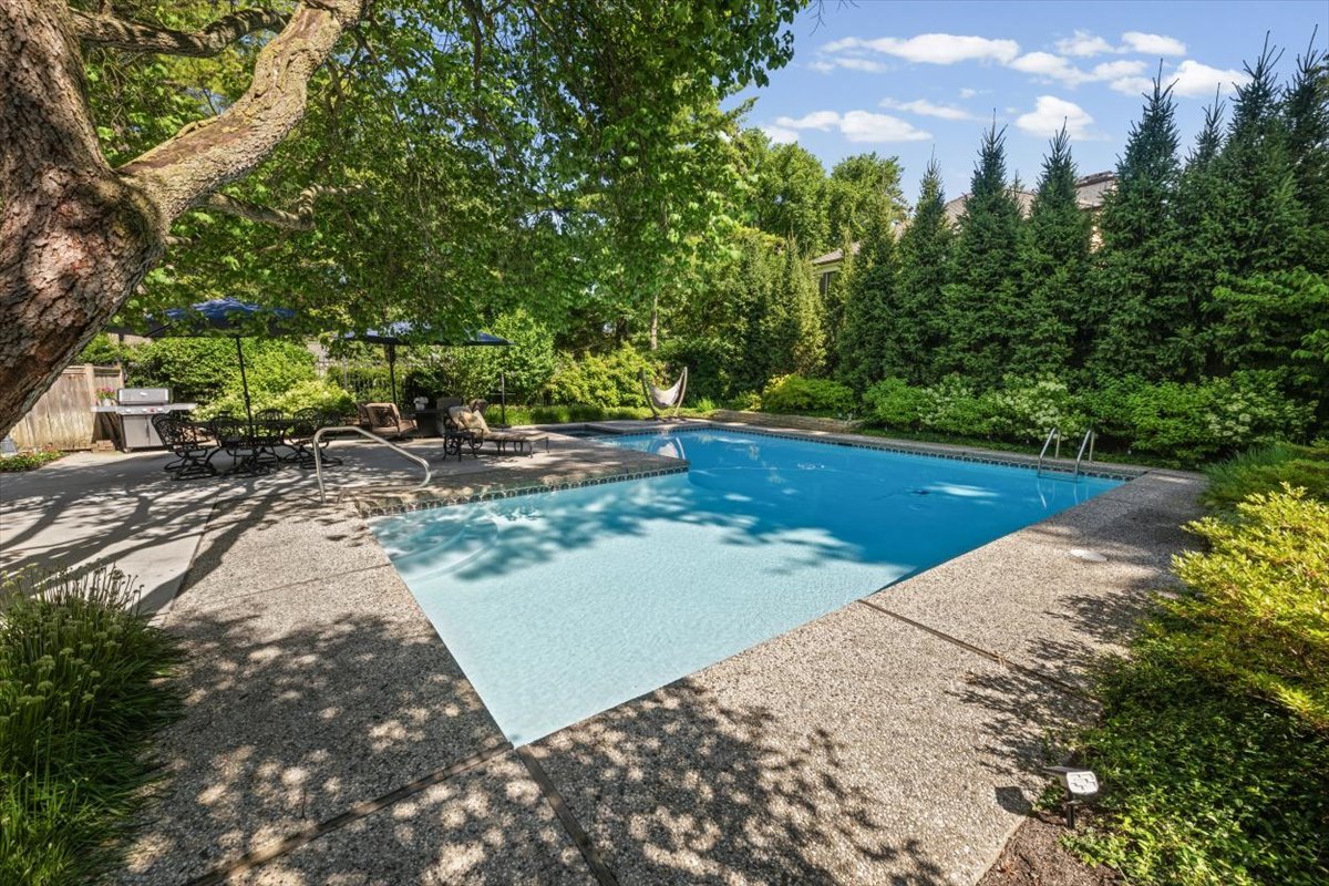1137 Locust Road Wilmette, IL 60091 - Photo 49 of 63 Gallery Image 49