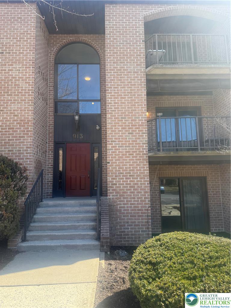 913 Cold Spring Road, Unit 5 Allentown, PA 18103 - Photo 2 of 24