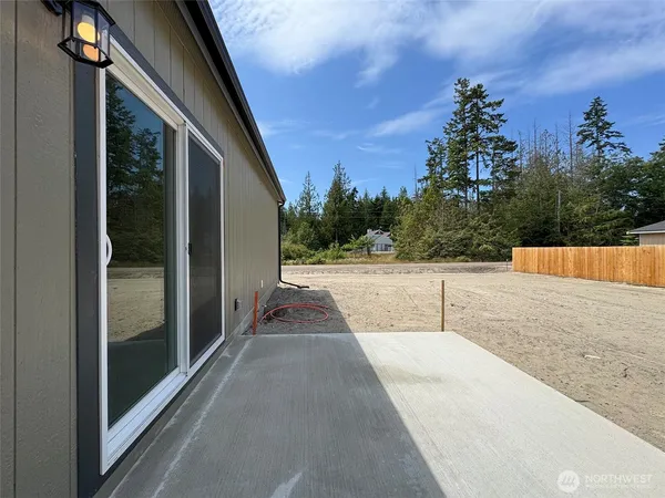 $400,000 | 31 Butterfly Lane, Pacific Beach, WA 98571