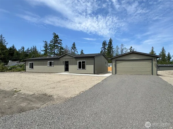 $400,000 | 31 Butterfly Lane, Pacific Beach, WA 98571