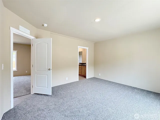 $419,950 | 31 Butterfly Lane, Pacific Beach, WA 98571