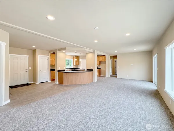 $400,000 | 31 Butterfly Lane, Pacific Beach, WA 98571