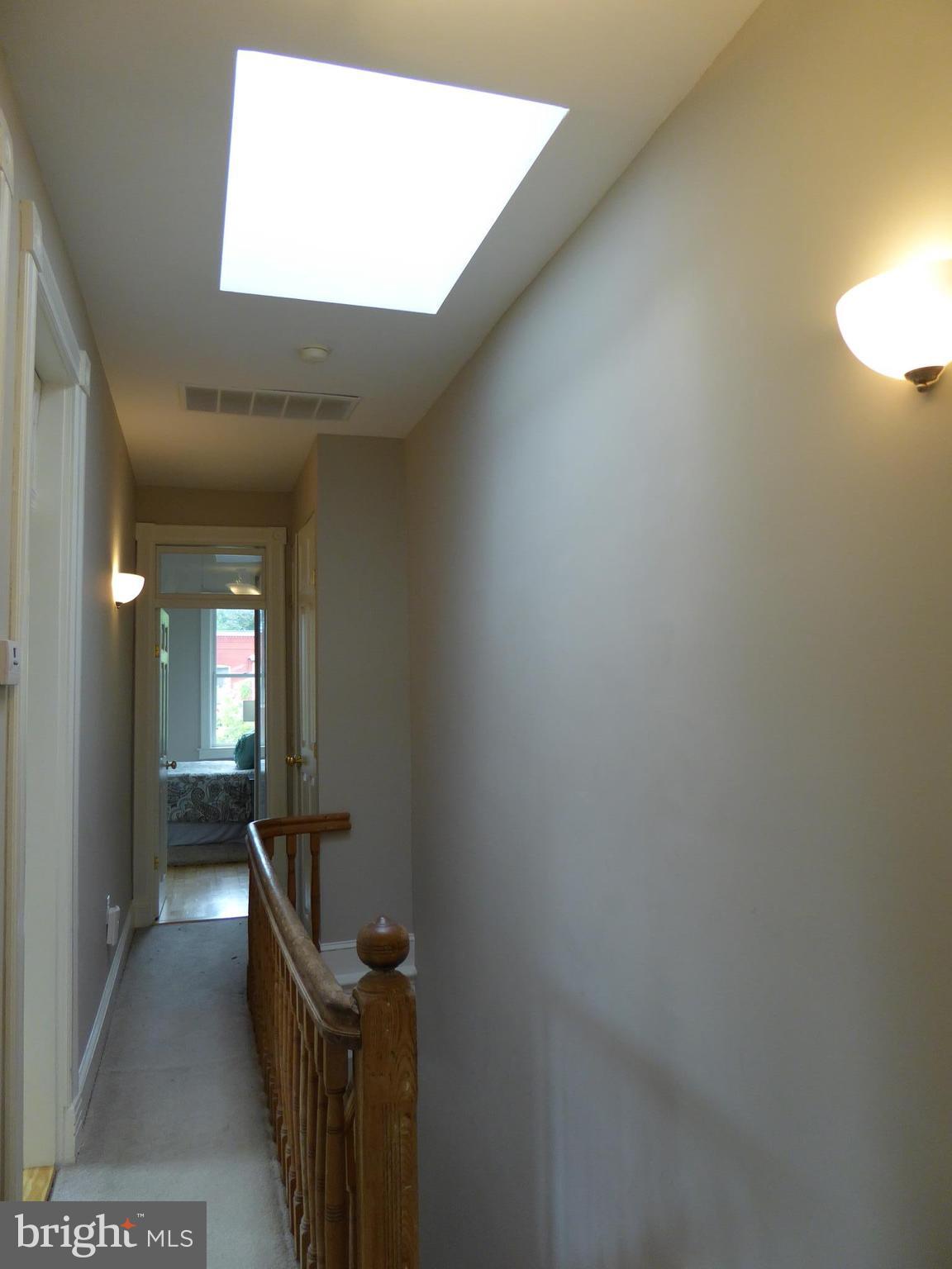 712 F Street Northeast Washington, DC 20002 - Photo 14 of 30 TOWARD MSTR SUITE; NEW CARPET; CHESTNUT RAIL