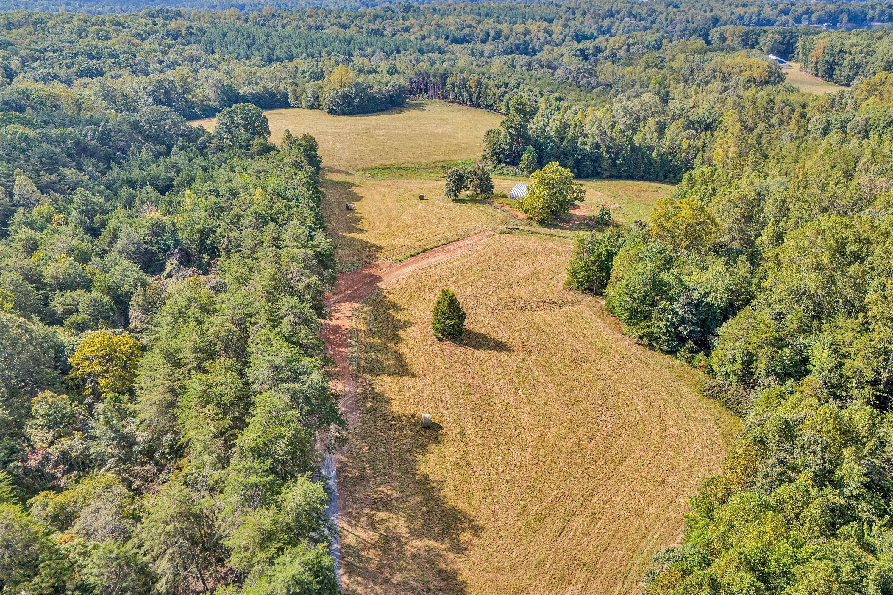 3 Pine Ridge Road Huddleston, VA 24104 - Photo 5 of 21 Pine Ridge Road (8)